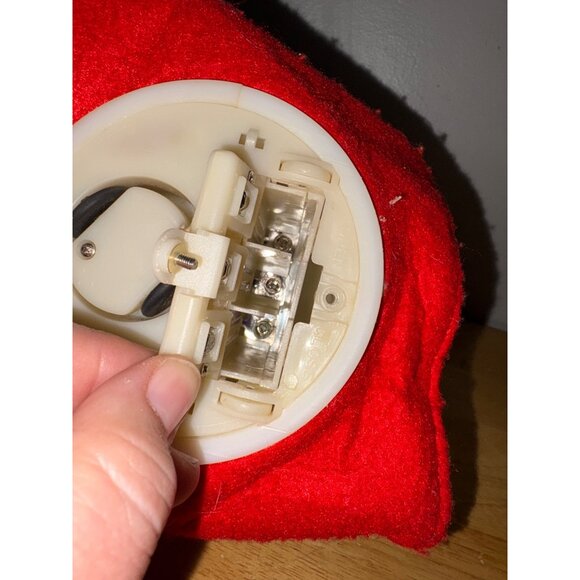 DanDee Animated Singing Snowman Plush Toy With Red Sled READ DESCRIPTION - Picture 7 of 7